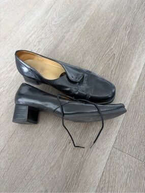 Black Leather Low Block Heel Women's Loafers genuine leather